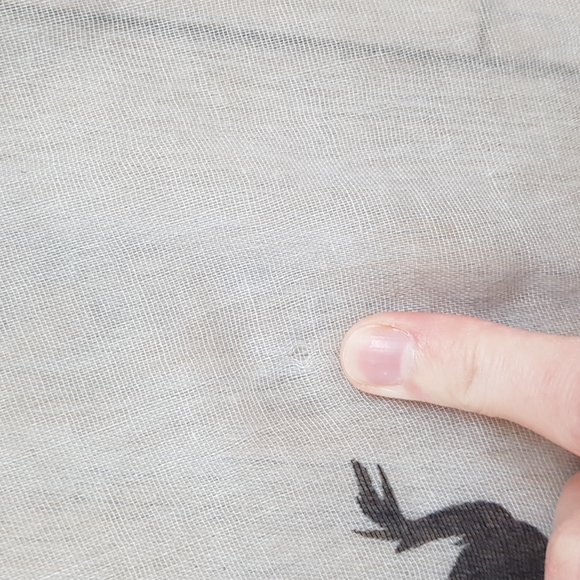 Bundle of two semi semi sheer rectangle scarves - Picture 6 of 7